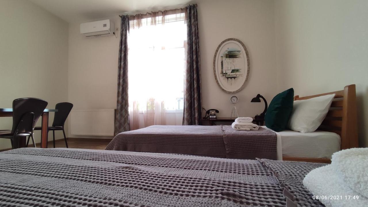 Piano Foyer Apartments At City Center تبليسي المظهر الخارجي الصورة